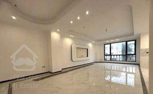 آپارتمان // 120متری // خوش نقشه تاپ لوکیشن