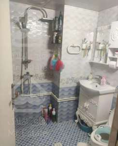 96متری/دو خوابه/بازسازی شده/سالن نورگیر