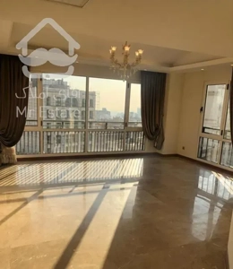 اقدسیه ۲۰۰ متر / غرق در نور