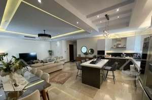 آپارتمان، قلهک، ۹۵ متری ۲ خوابه، فول امکانات