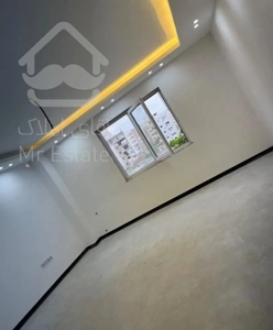 ۸۵متری/نوساز/طبقه۳/مرکز شهر/دوخواب