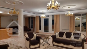 ویلایی ۵۰۰ متری دو کله موقعیت اداری در راه آهن