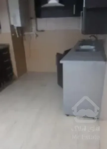 ۳۰۰ رهن کامل خیابان معلم