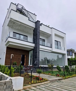 فروش خانه ویلایی ۶۰۰ متری ۴ خوابه تهاتر با تهران