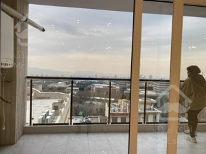 ۱۶۵ متر سه خواب دو پارکینگ فول امکانات