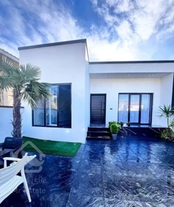 ویلافلت مدرن استخردارمبله داخل شهرک جاده دریا