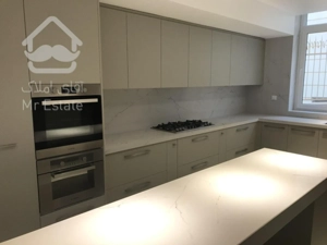 اپارتمان شهرك غرب١٩٠متر