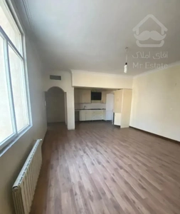 ۶۳ م ۱ خواب / فروشنده