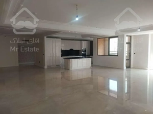 آپارتمان۳۰۰متری فول مشاعات سعادت آباد