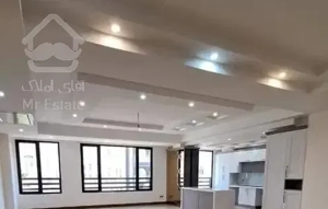 ۹۰ متری  /  فول امکانات  /  غرق نور   /   طرشت