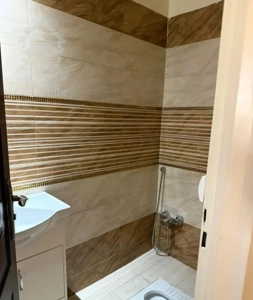 ۹۵ متر ده ساله فول باغ فیض