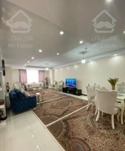 ۱۱۷متر ۲خواب تکواحد فول امکانات میدان هوشیار