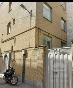 ۴۰متر / پارکینگ دار / هاشم آباد