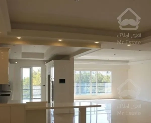 آپارتمان ۲۱۰//فرمانیه