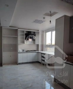 ۱۰۰متر کلیدنخورده پارکینگ آسانسور