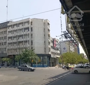 فروش مستغلات ۸۰۰ متر ۴ طبقه بنا یکجا چهارراه کالج حافظ تهران