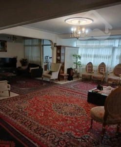 آپارتمان سه خوابه ۱۴۱ متر طبقه اول دهکده المپیک