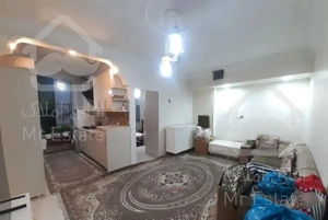 ۴۷متر+طبقه دوم/انباری۴متر/خانواده ومجرد/پیروزی