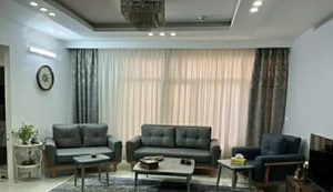 ۱۰۳ متر. و خواب بدون مالک اقبال لاهوری قبل پیروزی