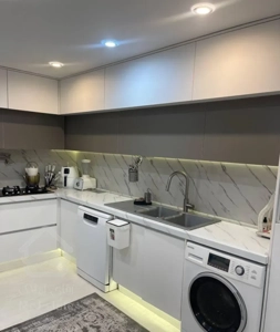 ۷۶متر۲خواب بازسازی شده رو به آفتاب آلاله شرقی