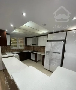 الهیه ۱۶۰ متر ۳ خوابه سه جهت دید