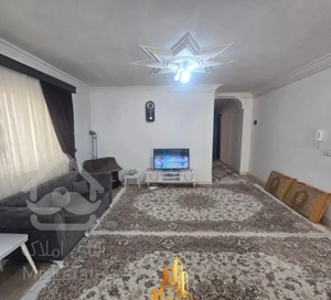 املاک قصرشهر // آپارتمان ۹۰ متری // افتخاری