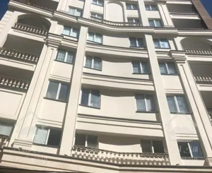 // 90 متر نیاوران مرجان تراس قابل چیدمان//