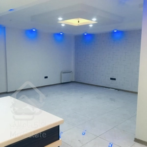٨٥ متر وسك  ٩ سال ساخت دسترسى عالى