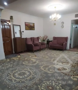 68متری  طبقه روی همکف با پارکینگ پونک بالای نیایش