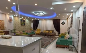 فروش دوخوابه 105 متری  باهنرشمالی