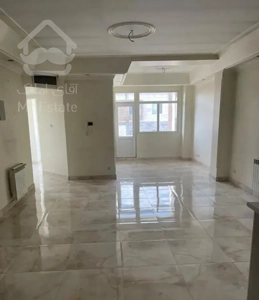 آپارتمان ۸۰ متری / دو خواب / سالن پرده خور / دِنج