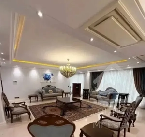 98متر/سالن سر تا سر پرده خور/فول دیزاین/زیر قیمت
