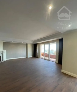 ۲۳۰ متر/چشم انداز تهران/ بهترین طبقه/ غرق در نور