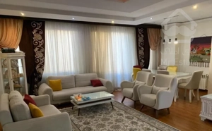 ۹۲متر با نورگیر سرتاسری *زیر قیمت* شهران شمالی