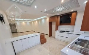 باهنر / ۱۰۰ متر / دوخواب / درحد نوساز