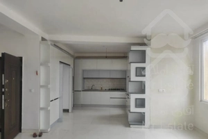 آپارتمان/۱۵۵متری/مرکزی