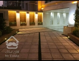 فروش آپارتمان ۱۱۰ متری دو خواب فردوس شرق