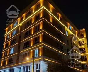 آپارتمان ۱۰۴ متری خیابان آزادی/ کلید نخورده/ فول