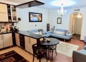 آپارتمان 61 متر/دوخواب/ بلوار فردوس غرب