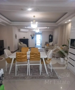 آپارتمان ۱۲۱متر ۳خواب خوب فول saf