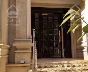 ۱۷۸متر ۳ خواب ۱ سال ساخت گلزار جنوبی