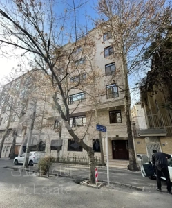 آپارتمان ۱۱۳ متری مسکونی فرمانیه (سه راه عمار)