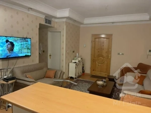 ۲۴۰ متر مستقلات