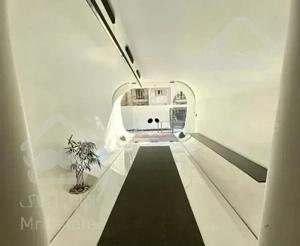 تاپ لوکیشن نیاوران مرجان ۱۴۵متر نوساز کلید نخورده