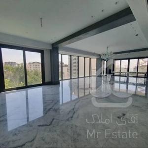 فروش 200 متری پاسداران