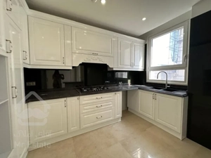 فروش زعفرانیه 130 متر 3 خواب فول مشاعات2 پارکینگ