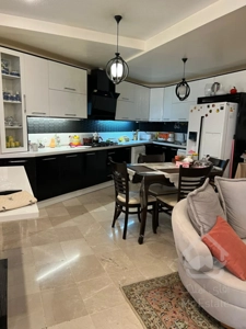 فروش 180 متری دروس