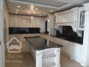 200 متر لوکیشن خاص دروس