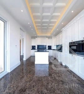 نیاوران یاسر 330متر 4خوابه + سوییت مجزا +3پارکینگ