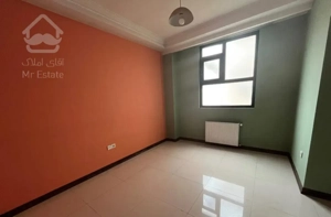 ۱۰۷ متر آپارتمان ۵ طبقه ۱۰واحدی